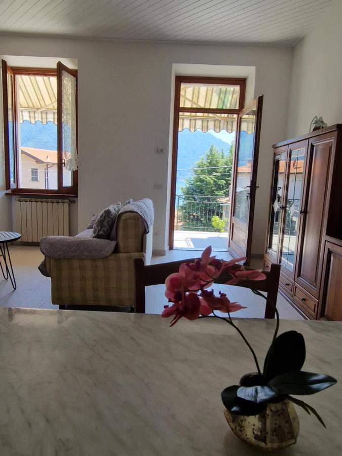 Borgocastello Leilighet Rezzonico Eksteriør bilde